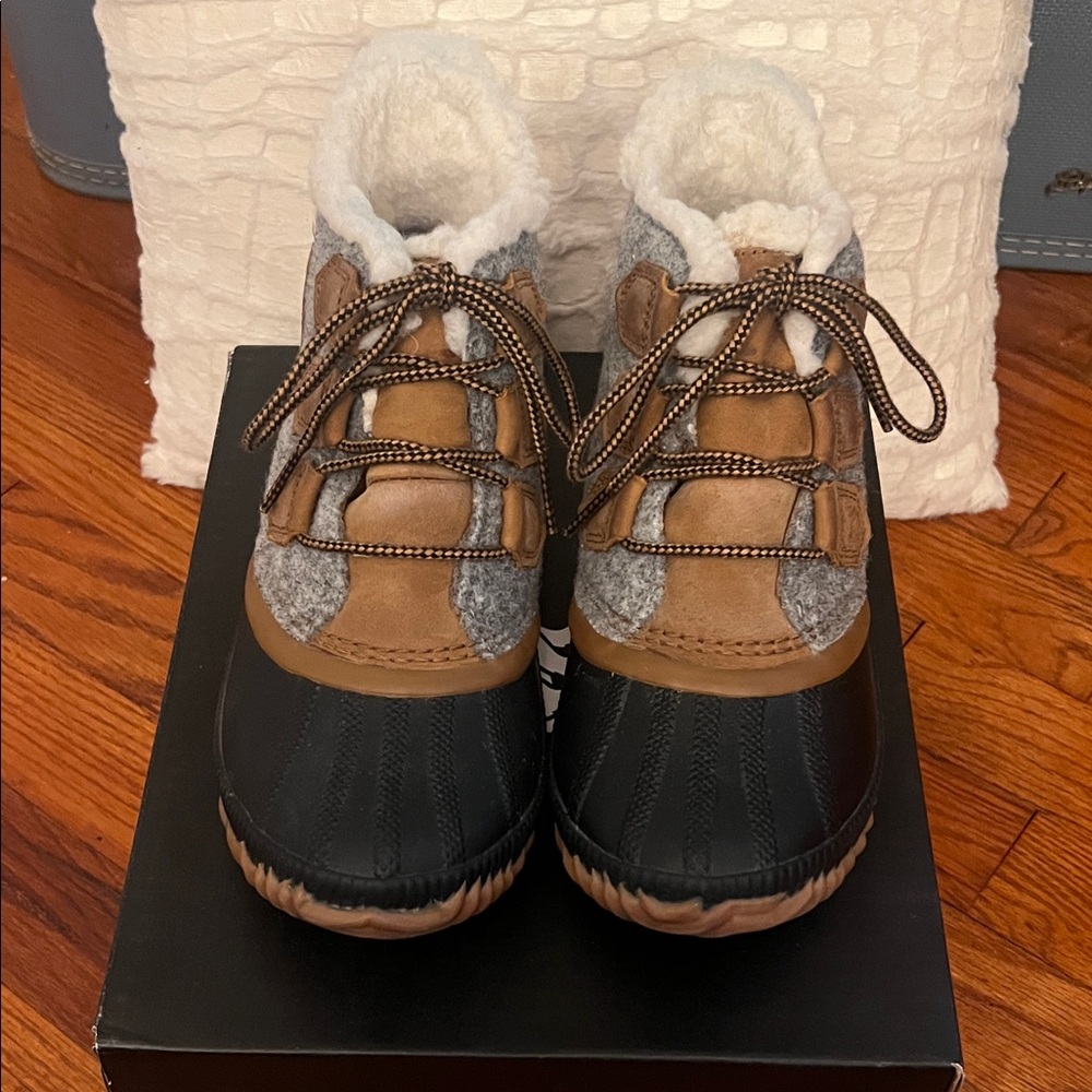 Sorel Women's Winter Boots - Black, Brown, Gray